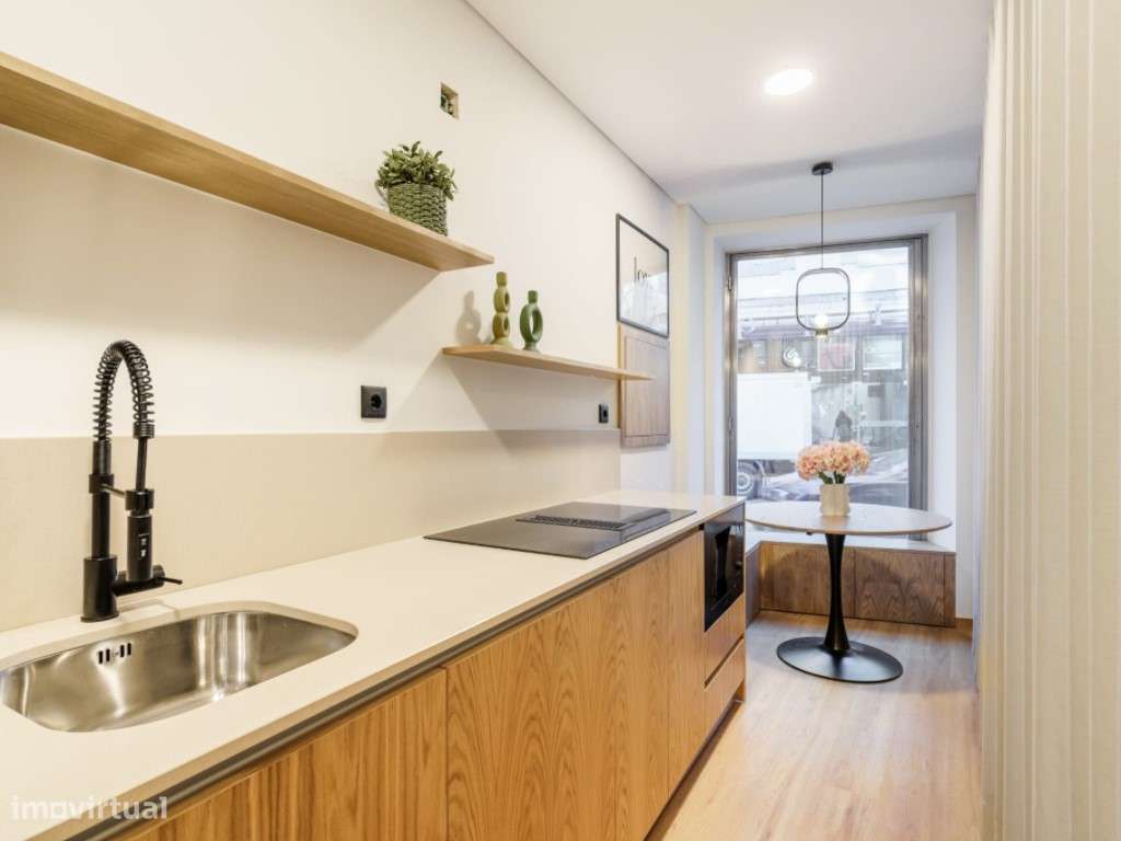 Edifício de rendimento no centro histórico de Braga - Rua de Santo ...-5