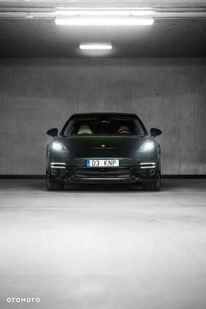 Porsche Panamera 4S Executive - 17