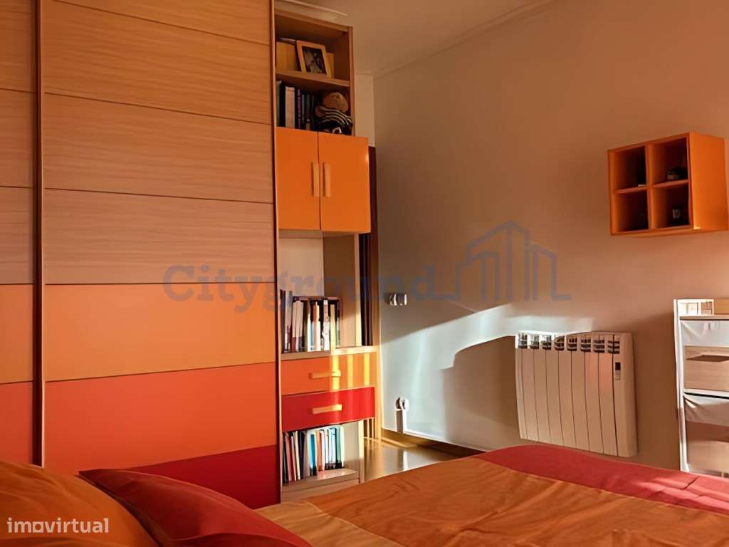 Duplex T3 com Varandas, Terraço e Vista Desafogada para o Castelo d...-27