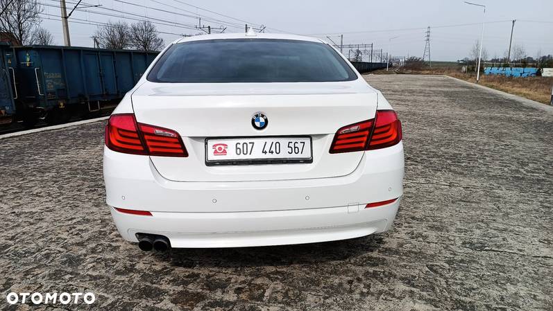 BMW Seria 5 530i - 28