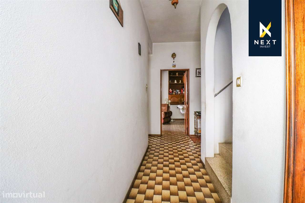 Moradia T4 para venda em Abraveses-22