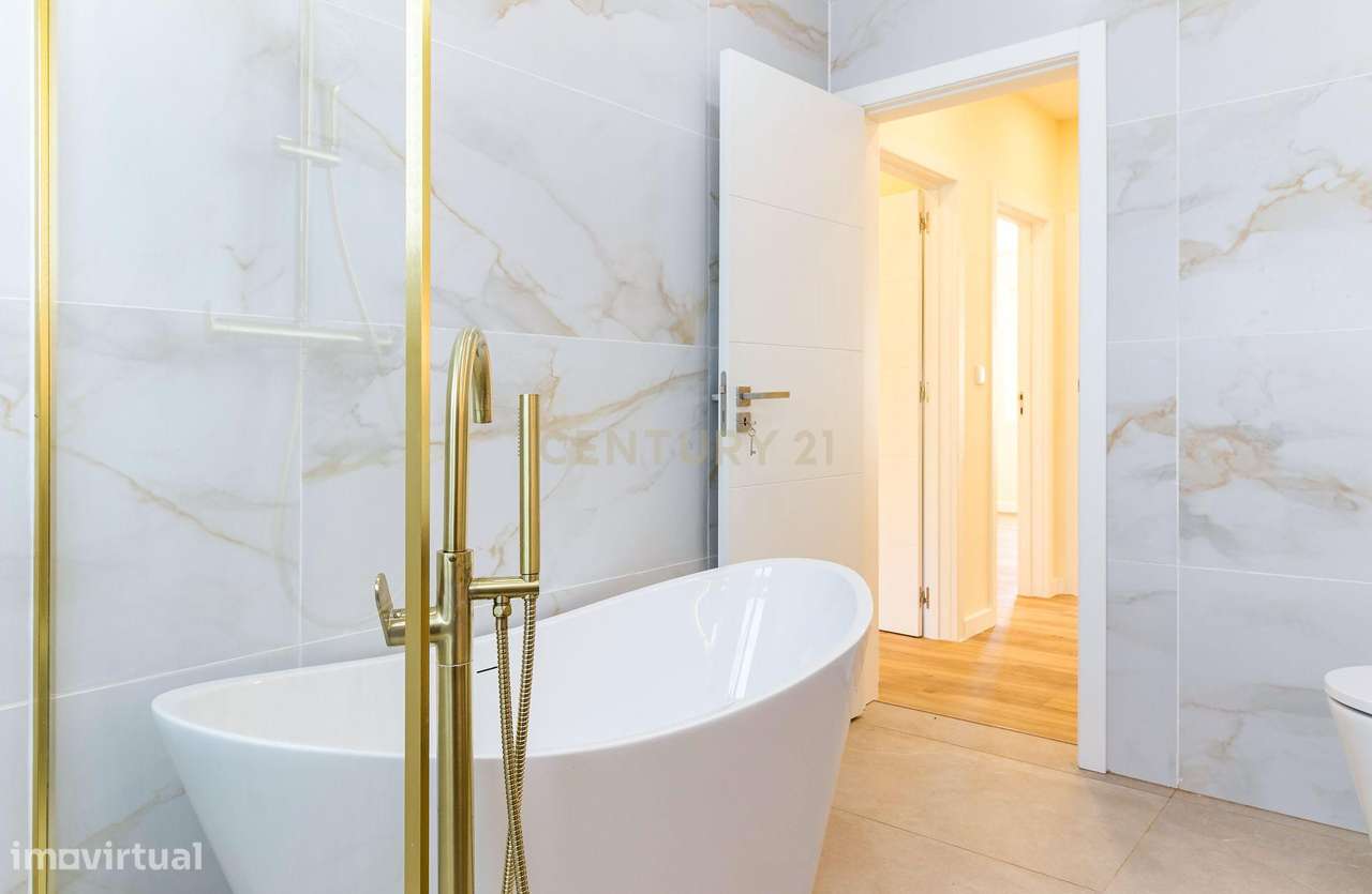 Apartamento T4 integralmente renovado em Alvalade, Lisboa. Em Venda!-17
