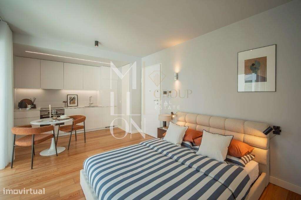 Apartamento em condominio com piscina - Avenida Liberdade-5