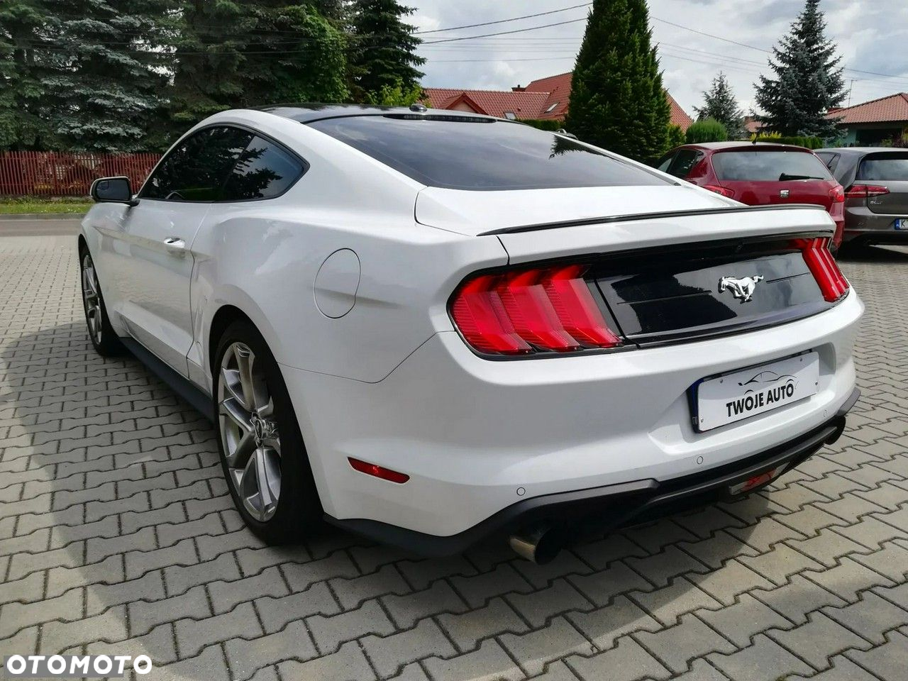 Ford Mustang - 6