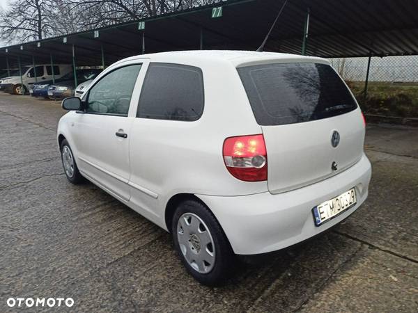 Volkswagen Fox - 12