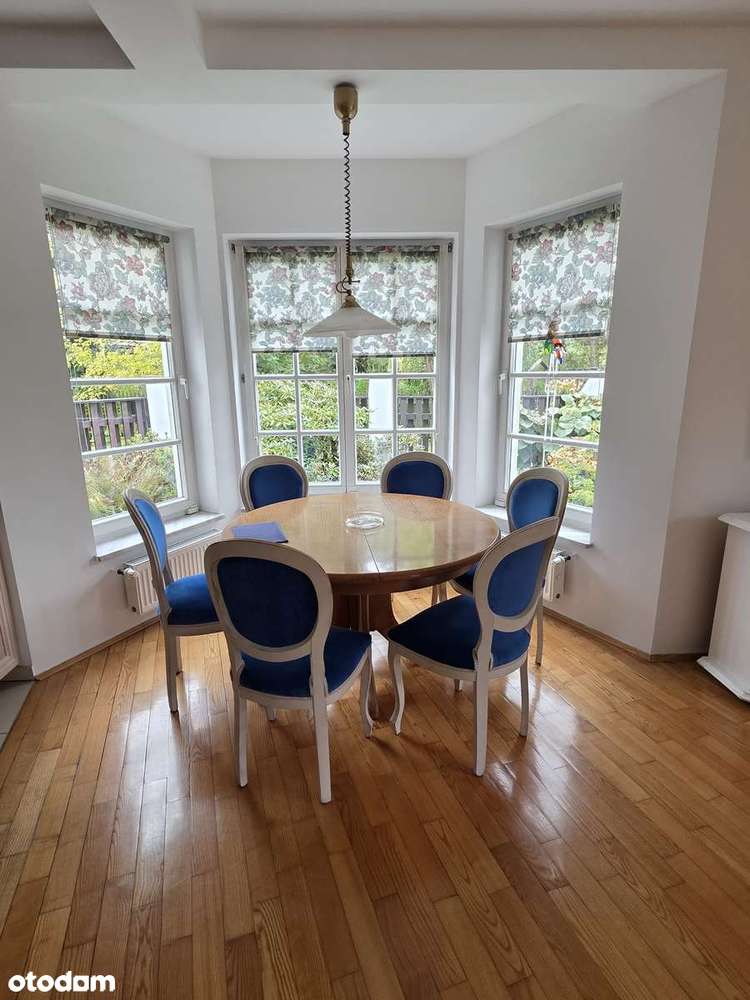 Urokliwy dom w Bolechowicach-220m2 z pięknym ogrodem 14a - Pełny obrazek: 5/20