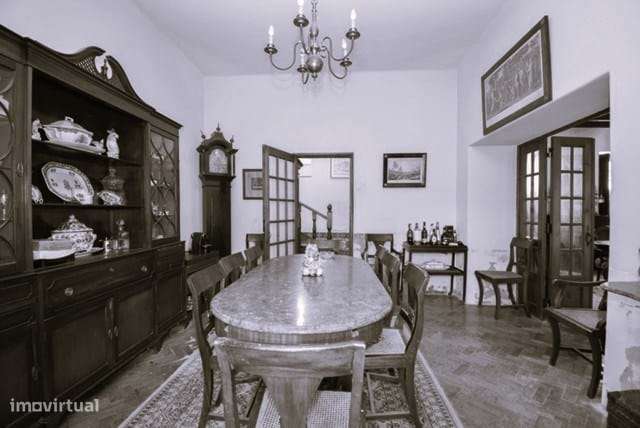 PARA VENDA | POR RECUPERAR - Moradia com Projeto Aprovado no Centro Hi - Grande imagem: 4/49