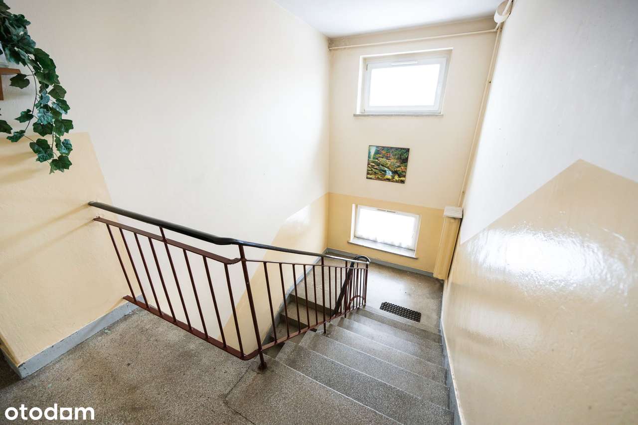 Duża kawalerka z osobną kuchnią z opcją 2 pokoi-10