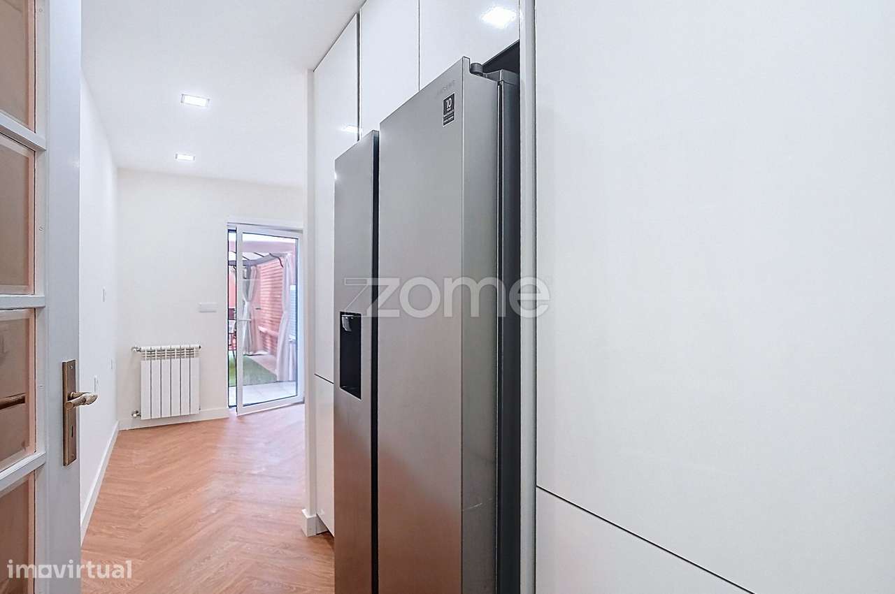 Apartamento T2 Premium com Terraço no Vale das Flores-14