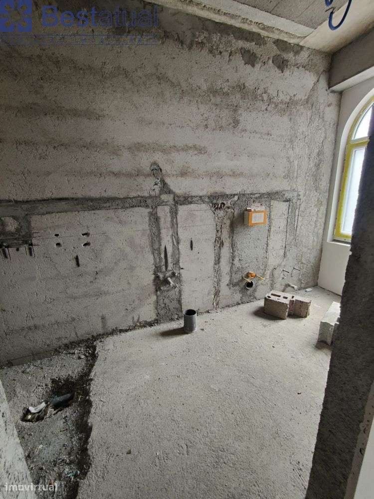 Moradias Bifamiliar - Acab. de Qualidade - Avidos-25