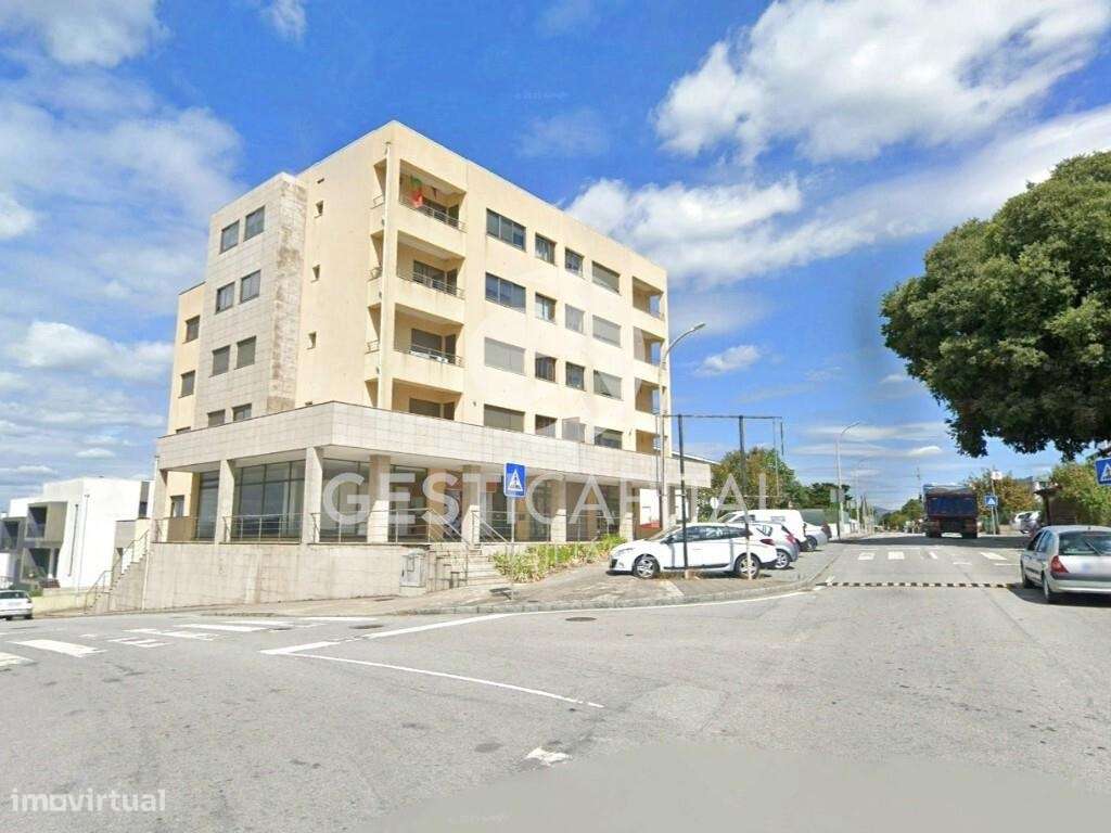 T2 com lugar de garagem no Marco (junto ao Campo de Tuías) - Grande imagem: 5/27