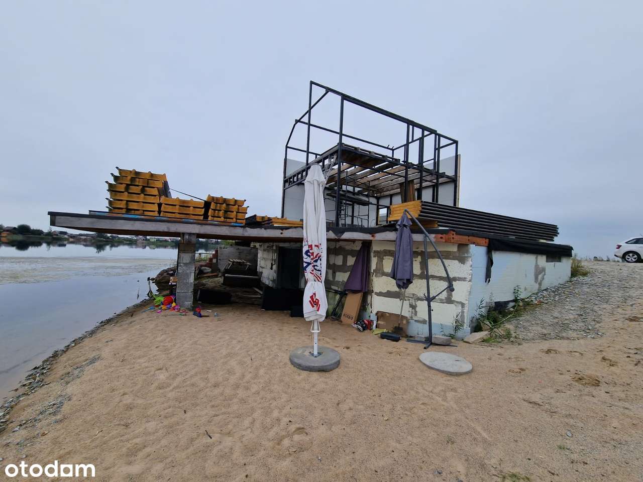 Działka rekreacyjna z linią brzegową i rozpoczętą budową | Spalona - Pełny obrazek: 2/7