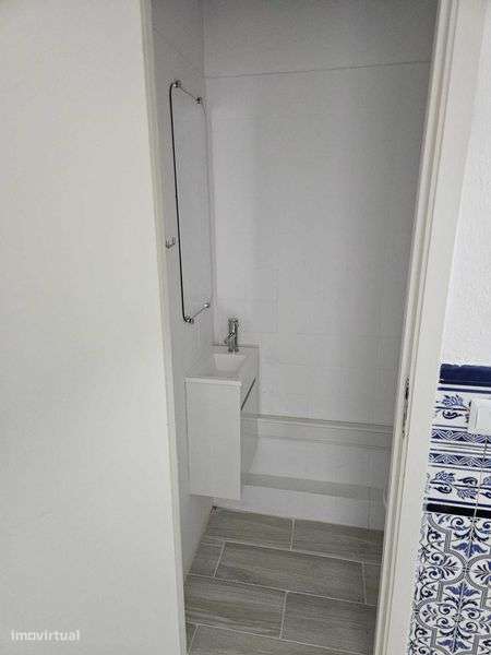 Apartamento no Vale da Amoreira/ Baixa da banheira - Grande imagem: 5/12