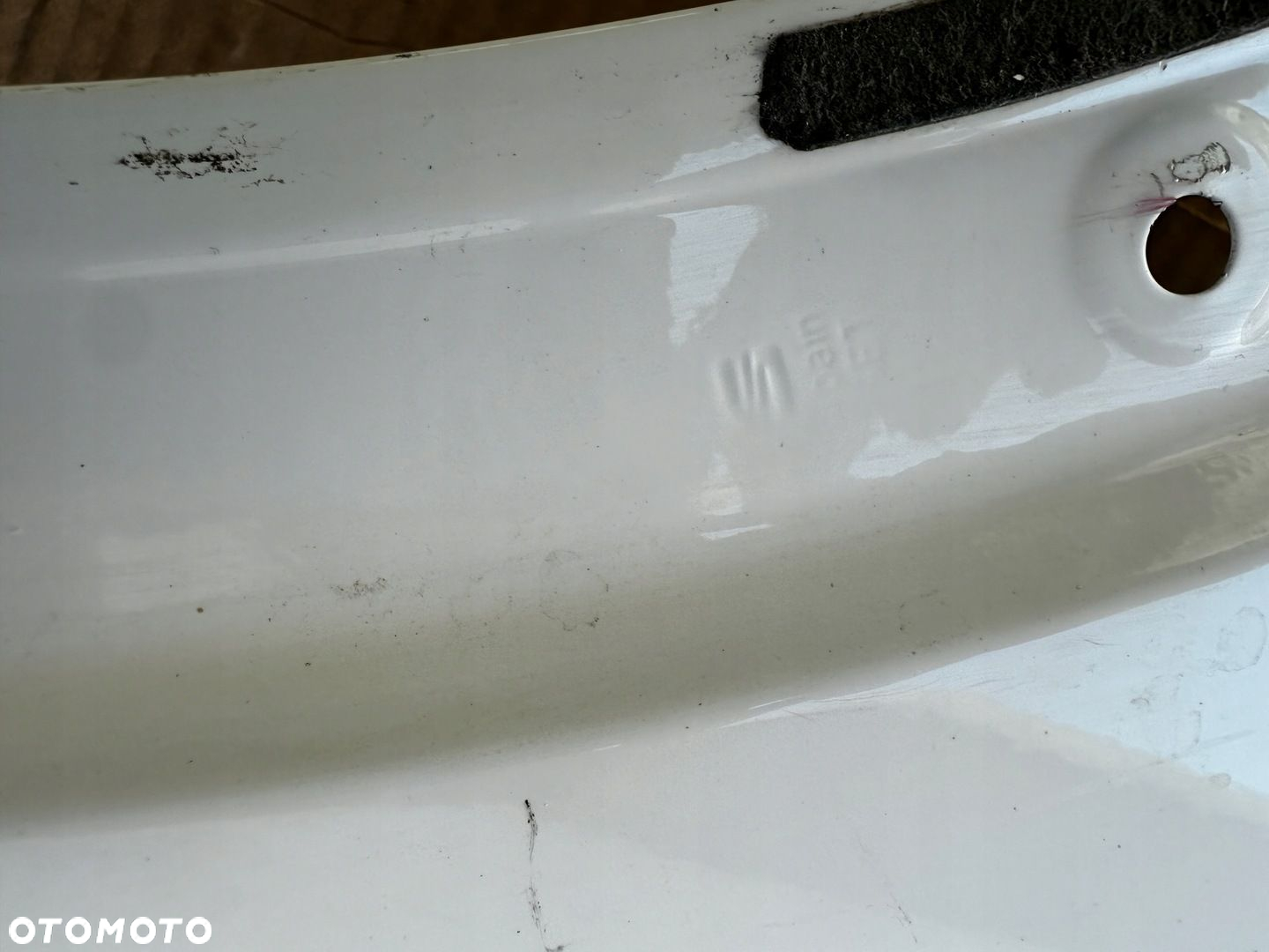 Cupra Formentor 2020 - blotnik prawy przedni bialy ladny 5FF - 6