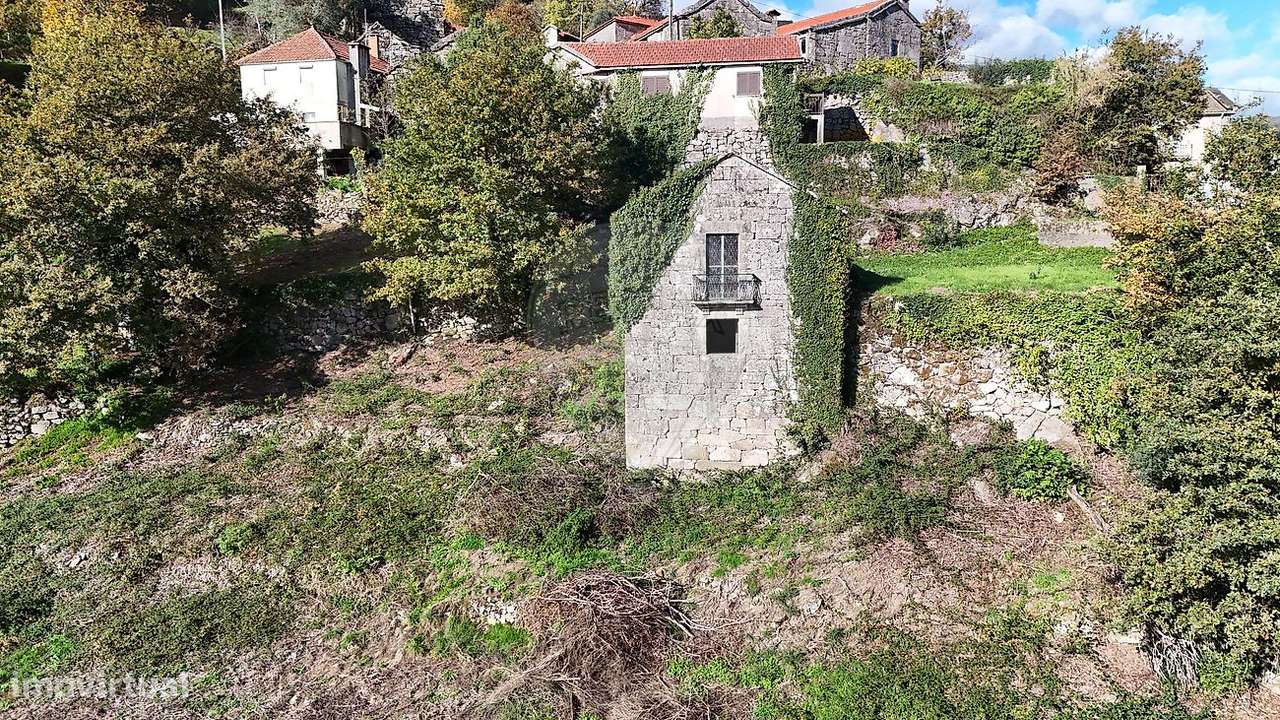 Moradia T2 para venda - Grande imagem: 2/14