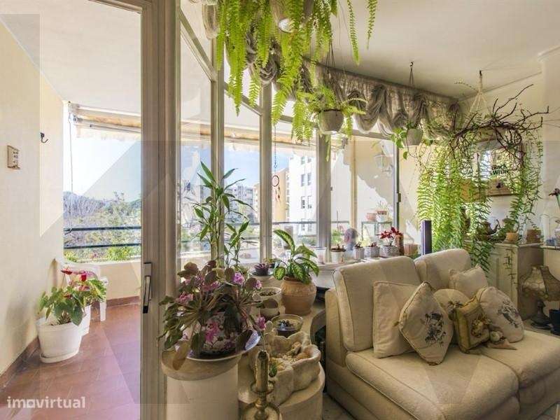 Apartamento excecional T5 C/ 2 Suites, Lareira, Varandas - Prédio Port-6