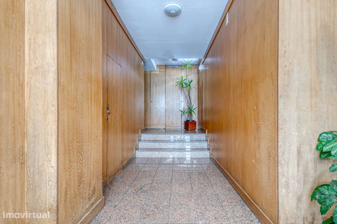 Apartamento T2 Padrão da Légua-3