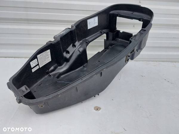 KUFER SCHOWEK POD SIEDZENIE HONDA SWING 125 S-WING - 2