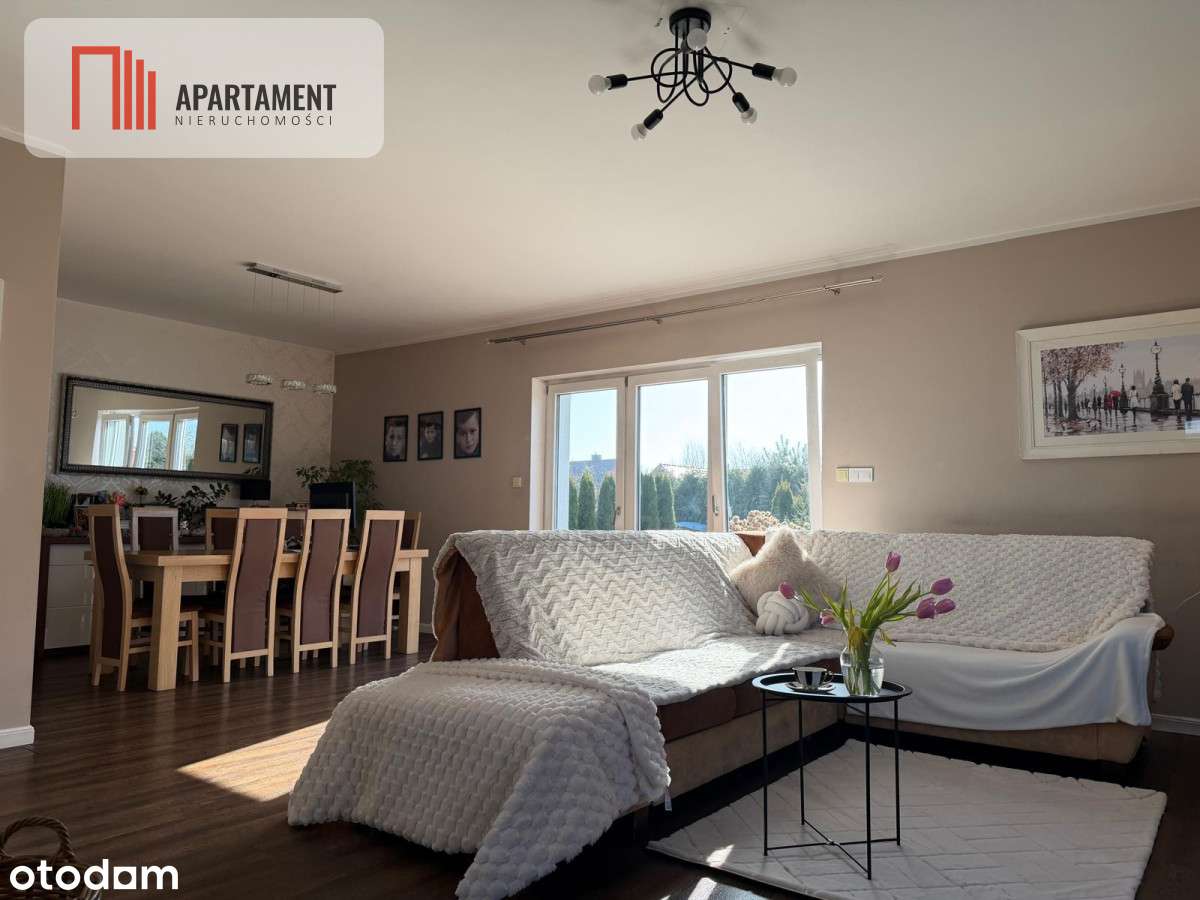 Nowoczesny dom z piękną działką-0