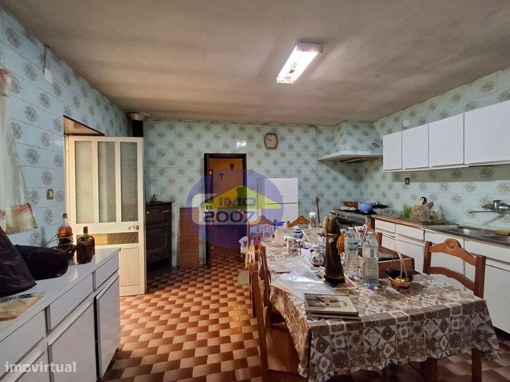 Moradia T3 com 600m2 de Terreno - A cerca de 4 km das Praias - Grande imagem: 4/15