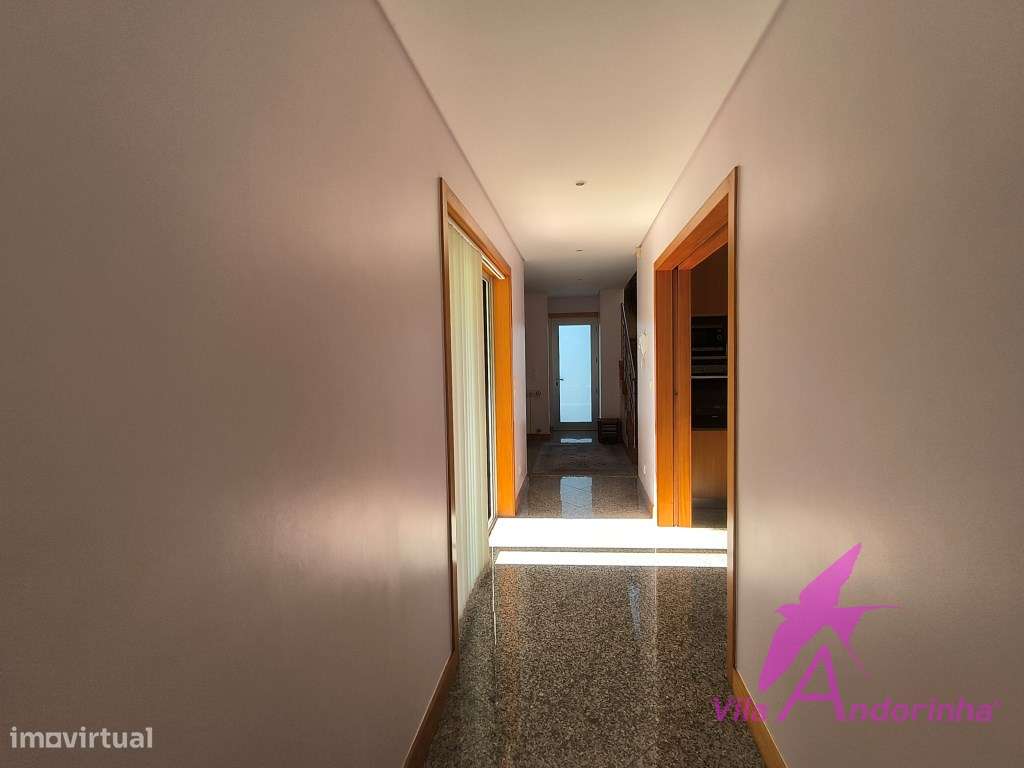 Moradia T3 Independente a 10 minutos da praia e a 15minutos do cent...-11