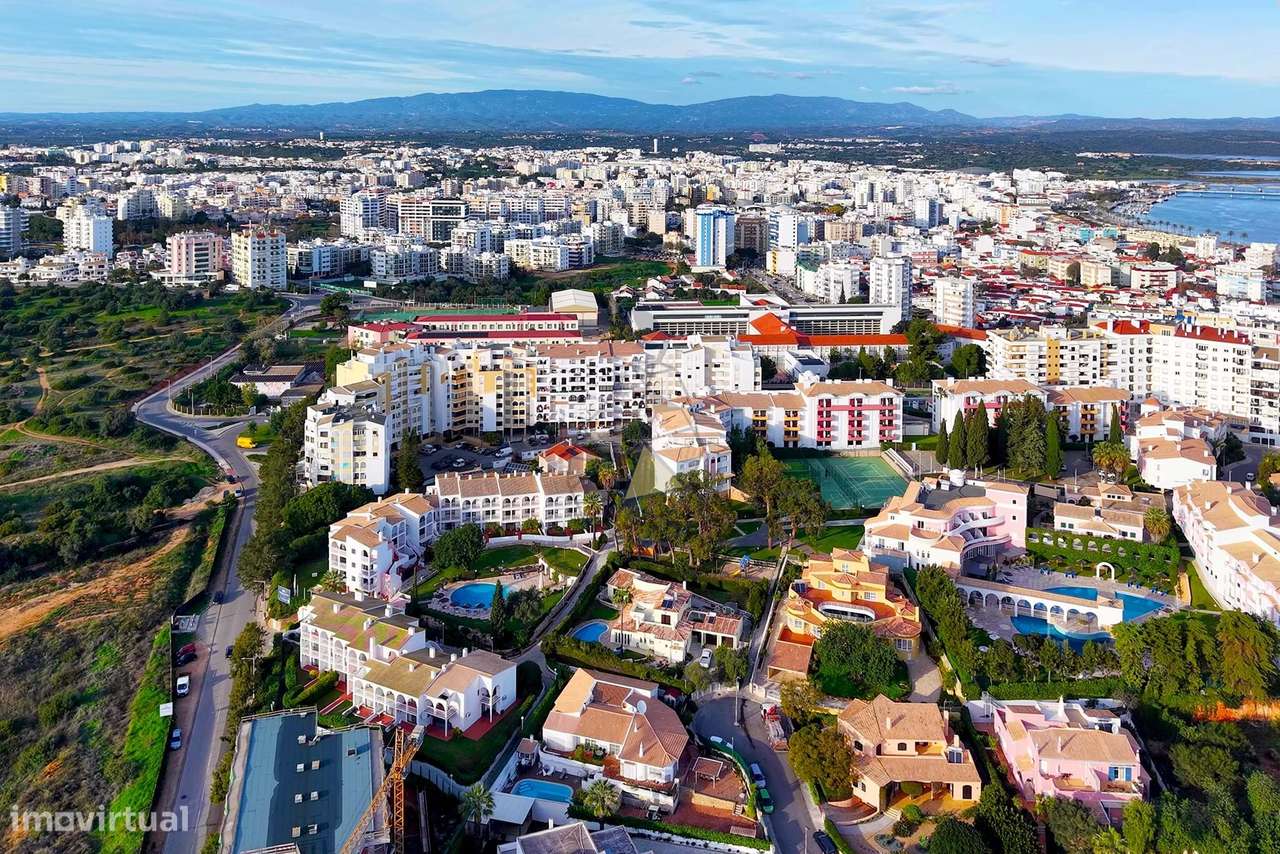 Apartamento T2 virado a Sul , com Garagem na Vila Rosa - Portimão-50