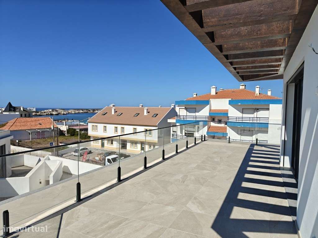 Penthouse T3 de Luxo com Vista Mar junto à praia do Baleal-5