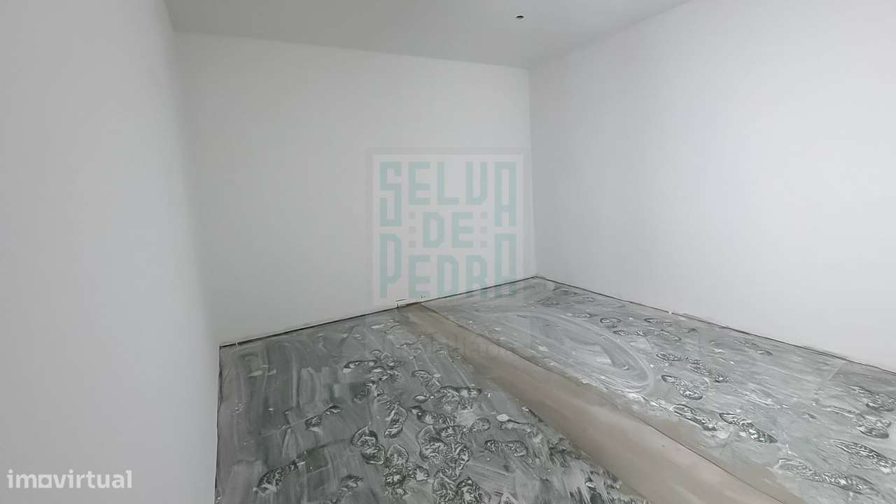 Apartamento T2+1 Centro de Paços de Ferreira-26