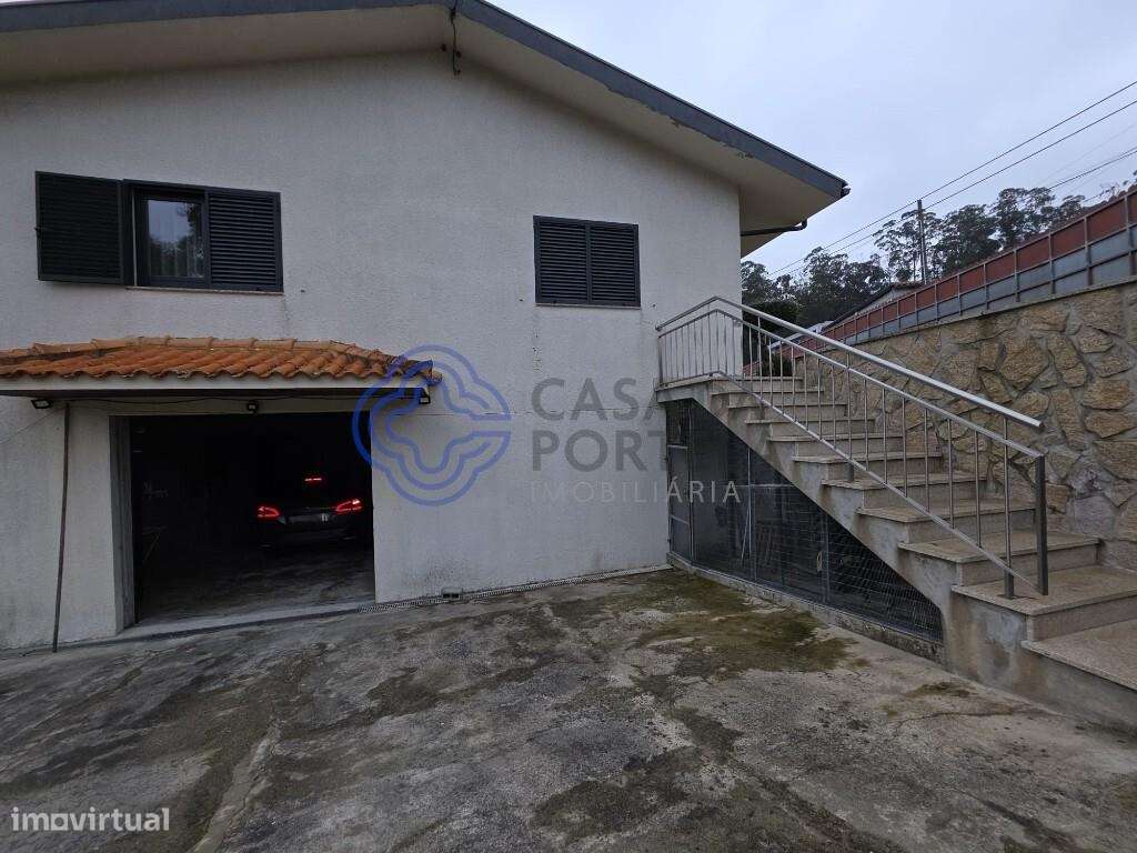 Moradia T3 Térrea com Cave em Landim – Conforto, Espaço e Funcionalida - Grande imagem: 2/18