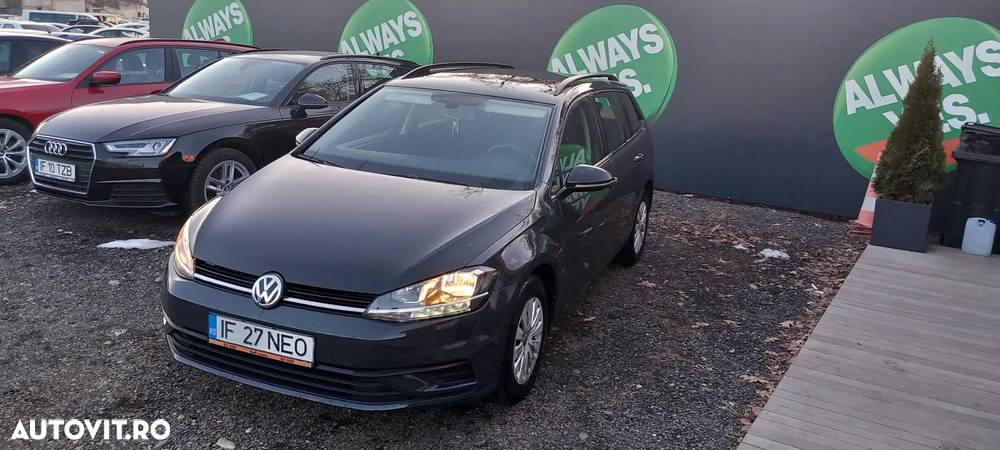 Volkswagen Golf 1.0 TSI Trendline - 1