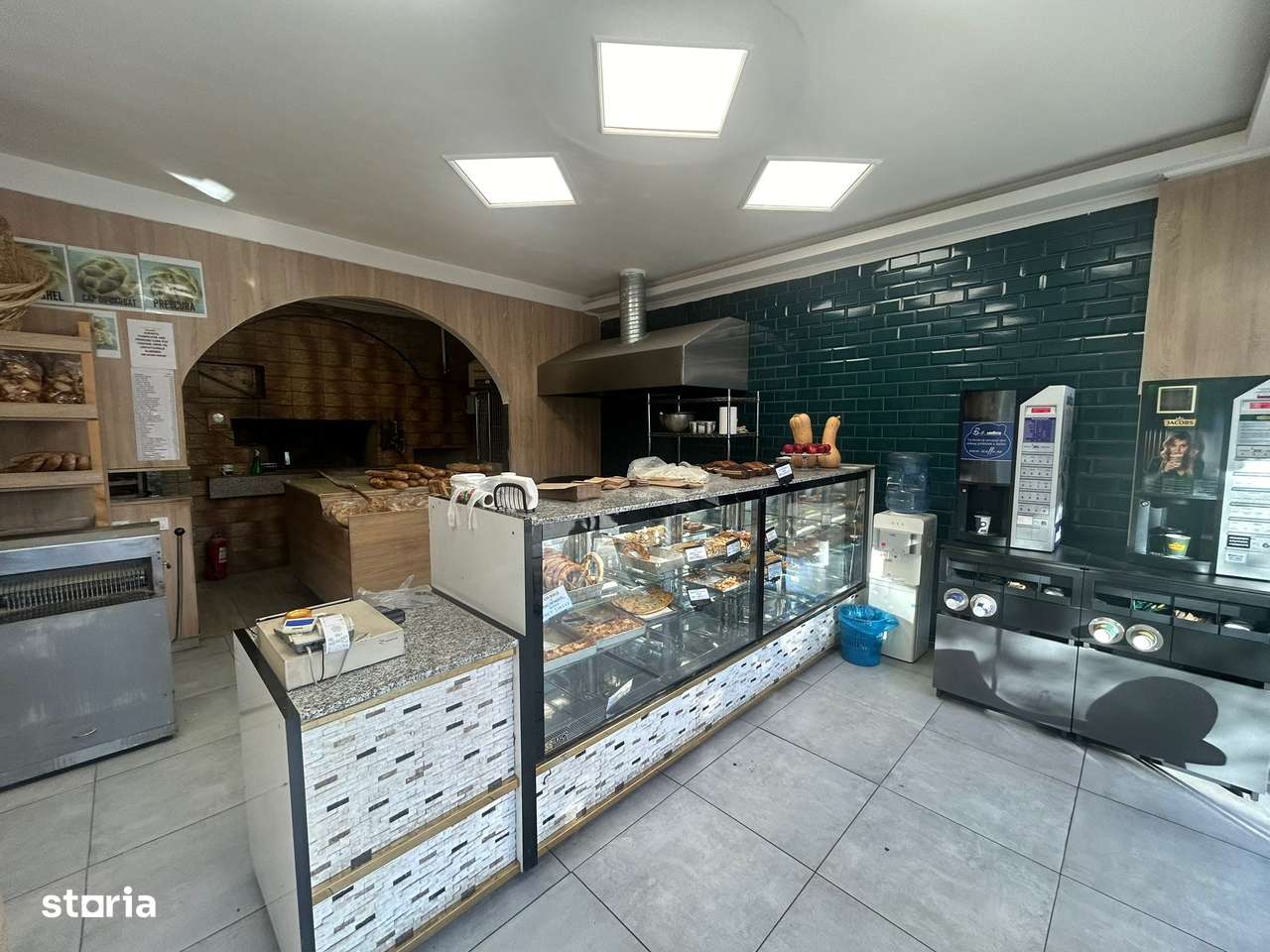 Piata Delfinului,Chisinau Pantelimon,250 mp - Imagine principală: 3/7