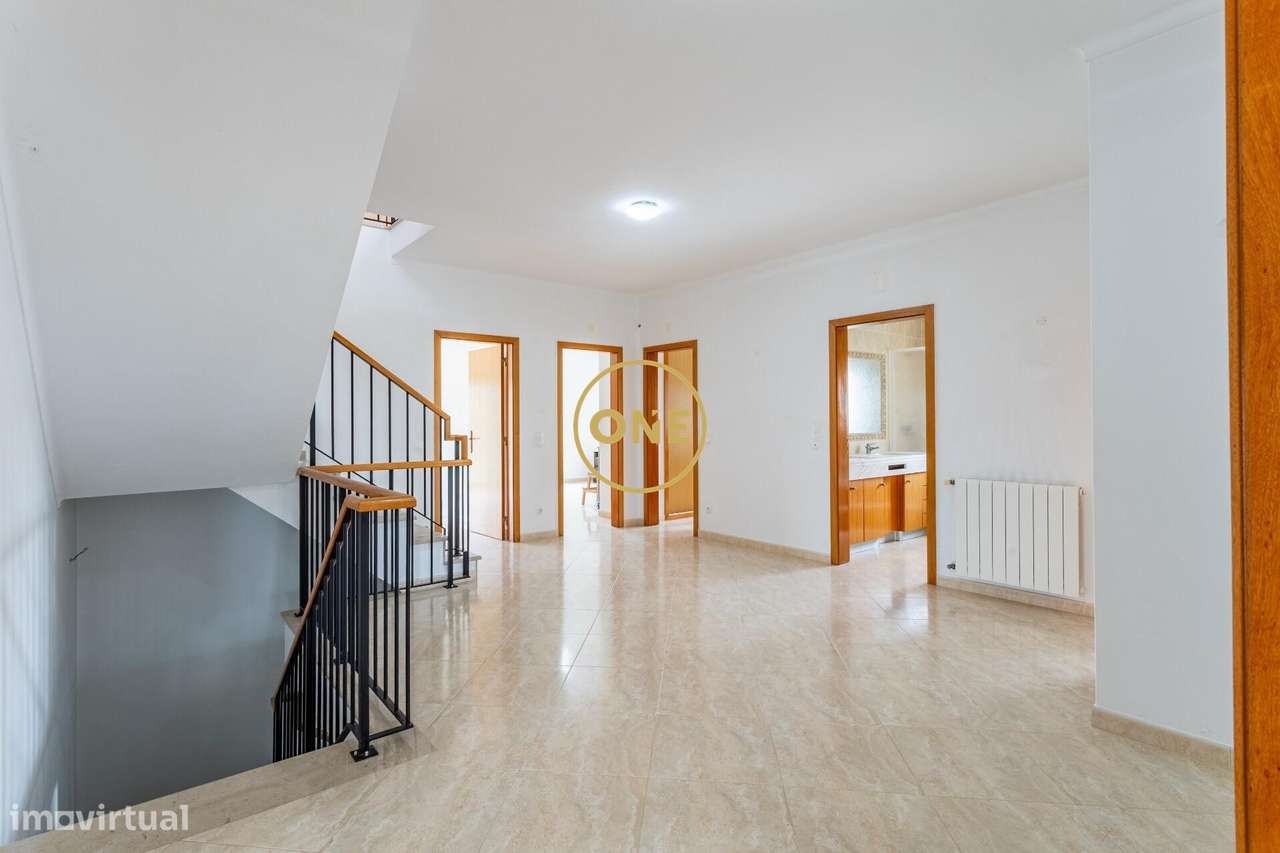 Propriedade Exclusiva em Sesimbra com 7.500m2 | Moradia de 529m2, Priv-39