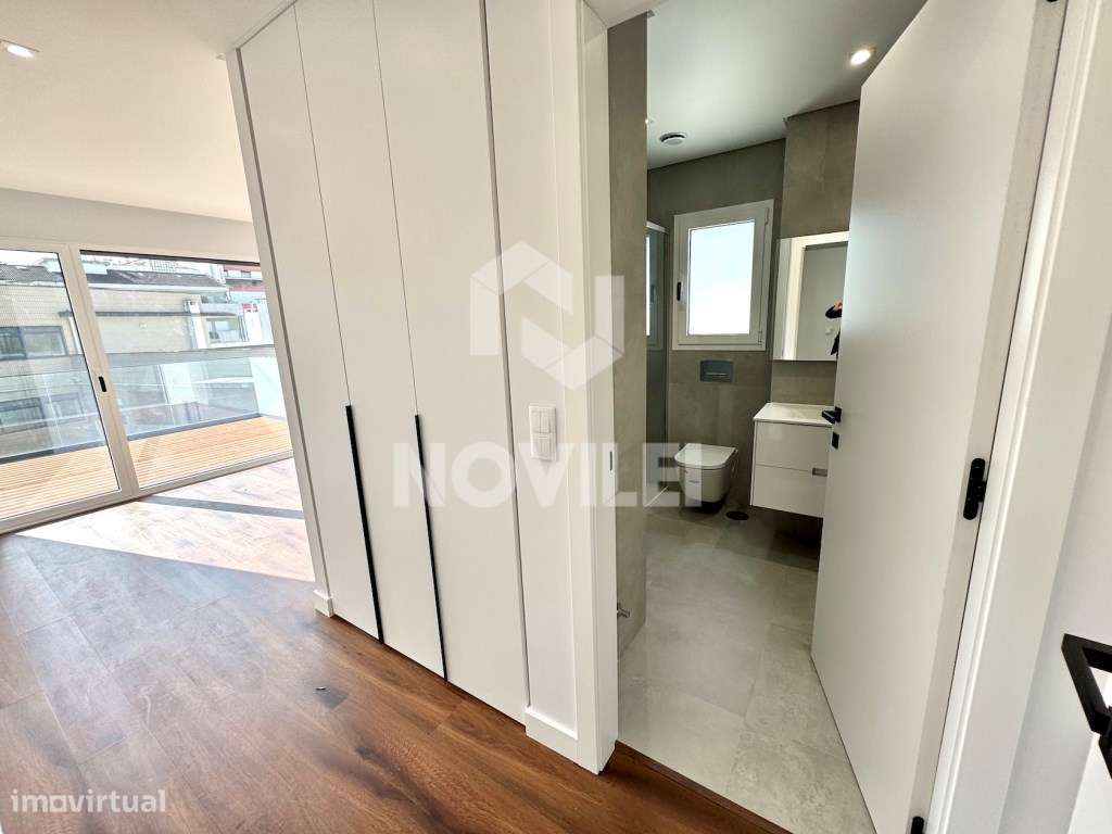 Moradia T3 em condomínio Fechado no centro de Leiria.-17
