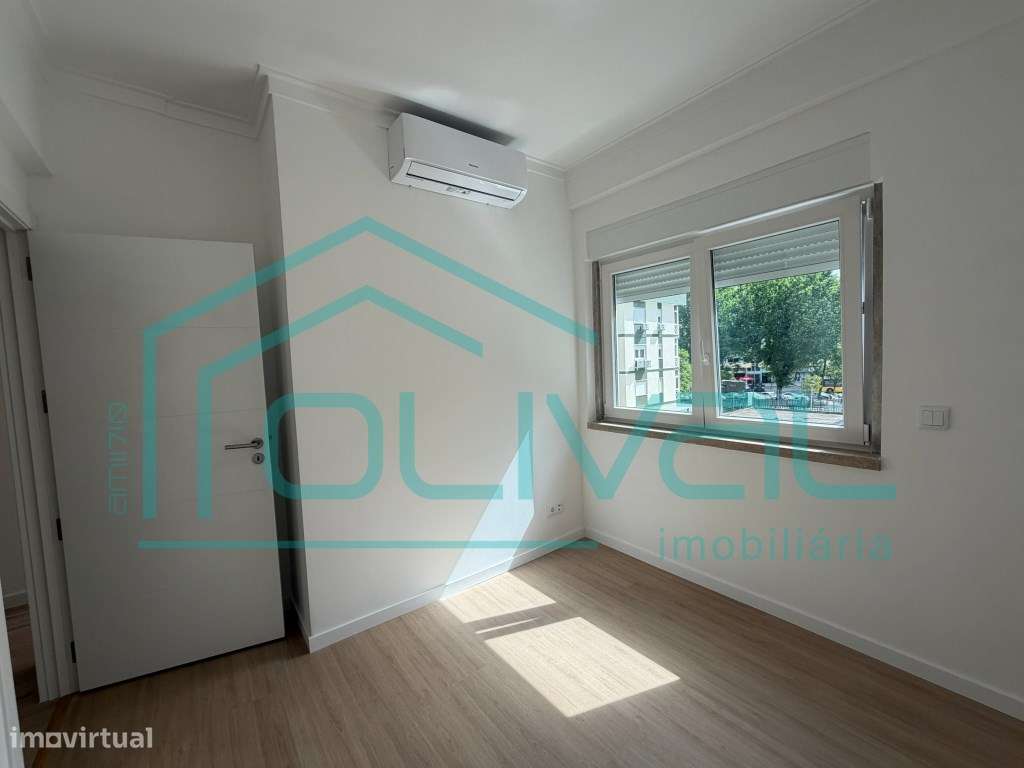 Alverca apartamento de Tipologia T3 totalmente renovado-30