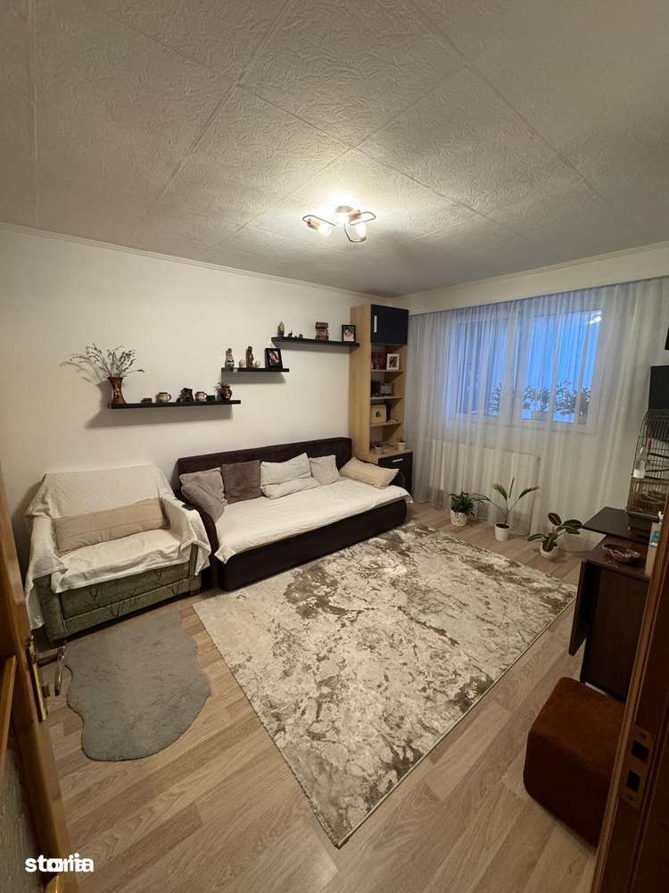 Apartament 2 camere de vanzare  Lujerului