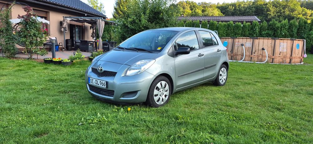 Toyota Yaris II (2005-2011) 1.33 Luna Start 2009
