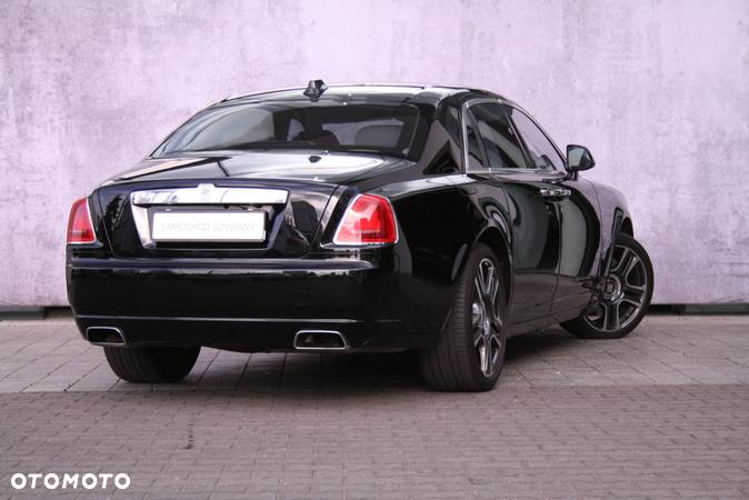 Rolls-Royce Ghost - 4