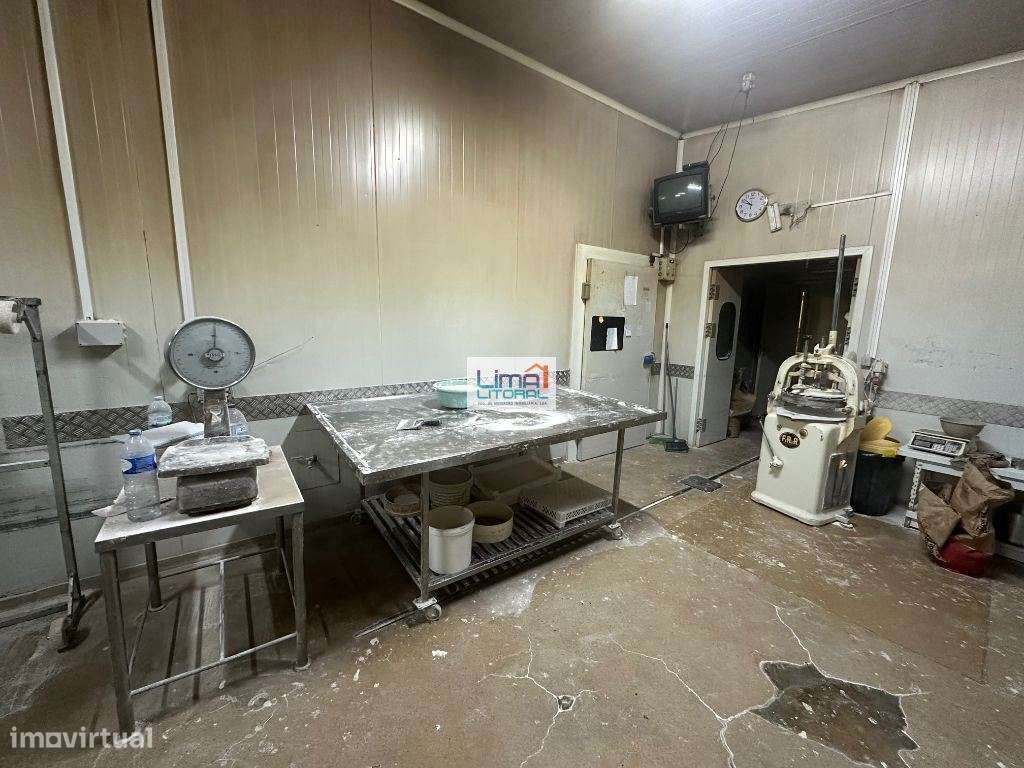 Padaria e Café/Pastelaria para TRESPASSE - próximo de Pombal-19