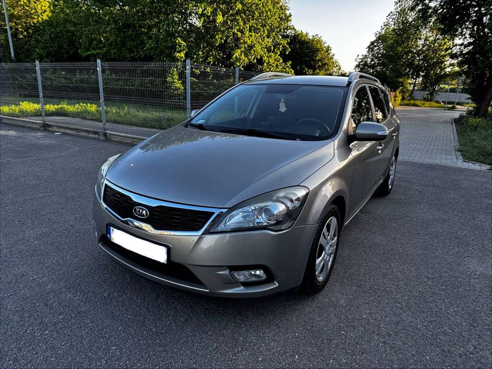 Kia Ceed I 1.6 Crdi Comfort 2010