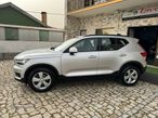 Volvo XC 40 2.0 D3 Momentum Plus - 4