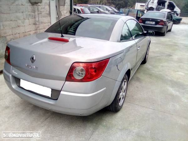 Renault Megane Coupe 2005 1.9 DCI - 4