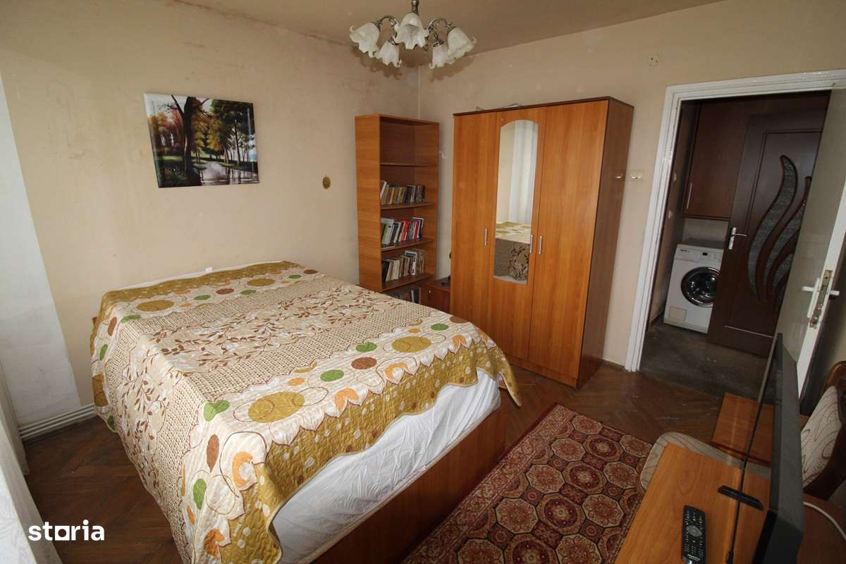 Vând apartament 2 camere în Hunedoara, zona Micro4-Str. Jiului, 51mp.. - Imagine principală: 3/9