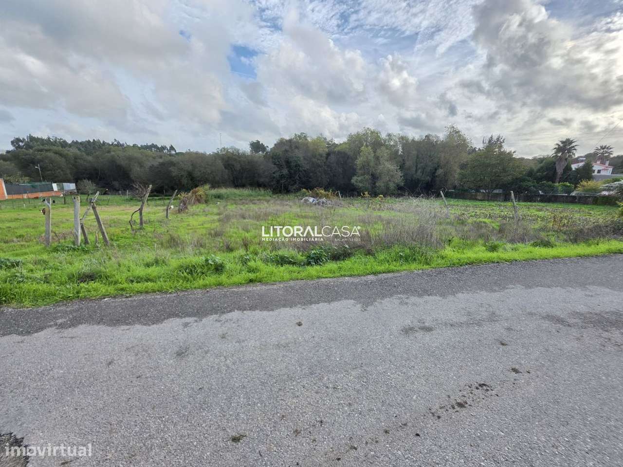 Terreno com 19 Metros de Frente - Grande imagem: 3/14