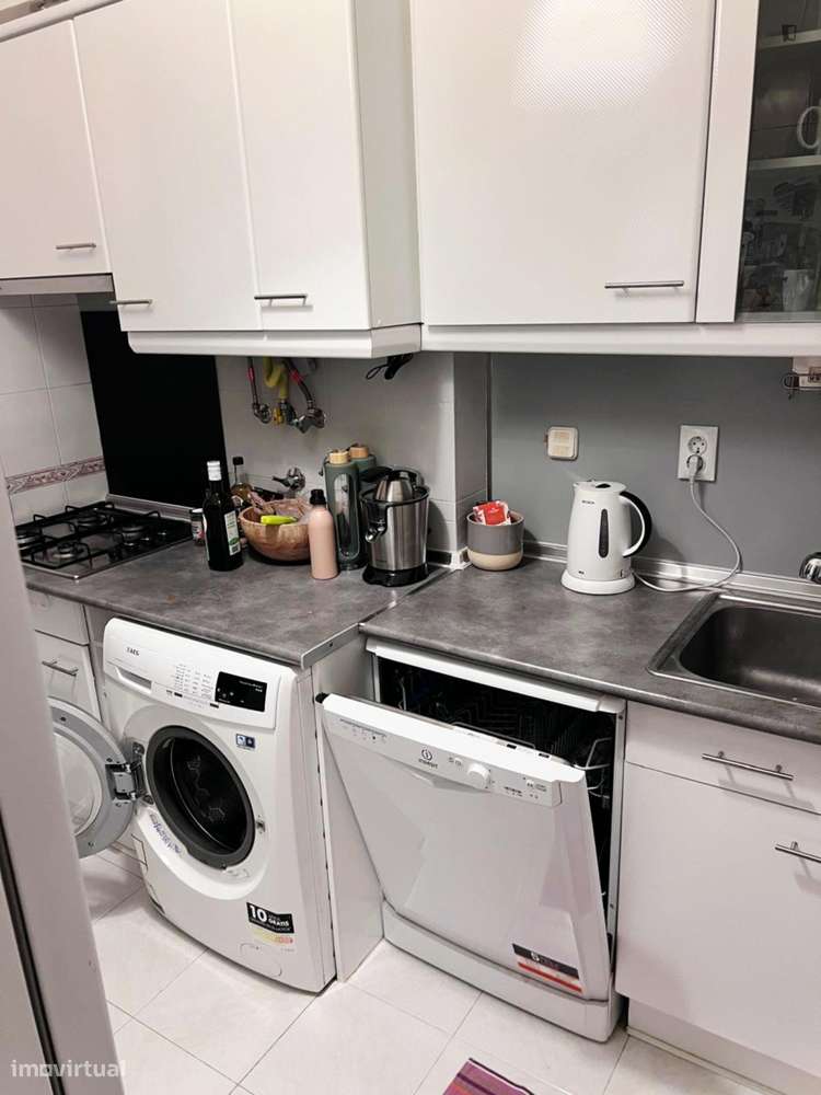 Quarto - localizado em Graça Lisbon - Grande imagem: 5/9