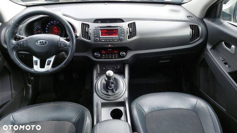 Kia Sportage 2.0 L - 3