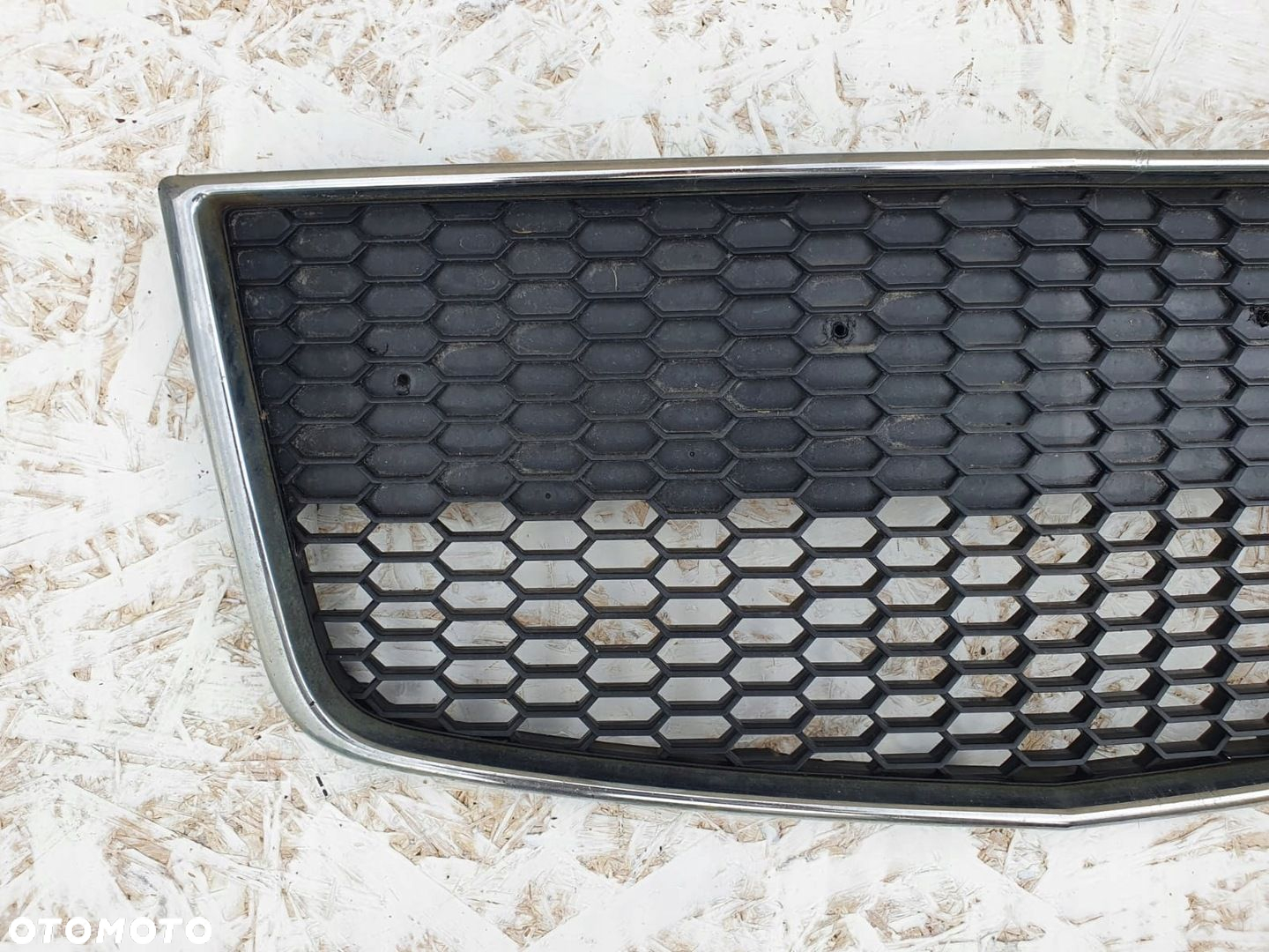 CHEVROLET AVEO T255 GRILL DOLNY CHROM - 2