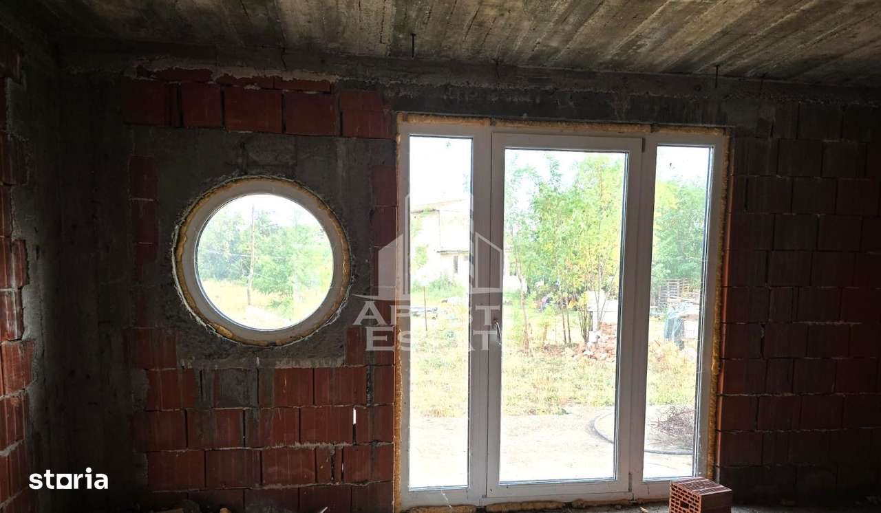 Casa la rosu, de vanzare, in Curtici, jud. Arad. - Imagine principală: 4/10