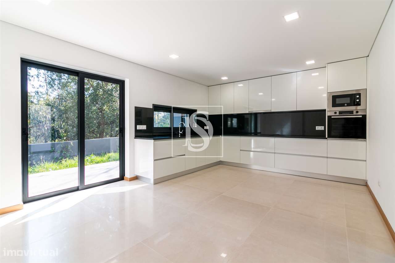 Moradia Isolada T2+1 Venda em Aldreu,Barcelos-0