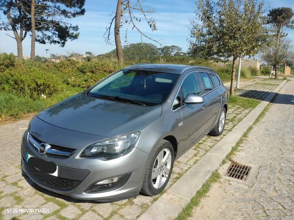 Opel Astra 1.6 CDTi Executive Start/Stop - 2