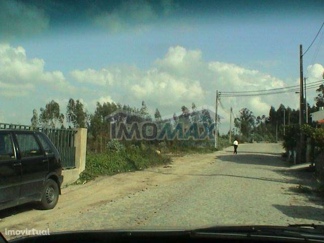 Land for sale in Paços de Ferreira, Portugal — €300,000